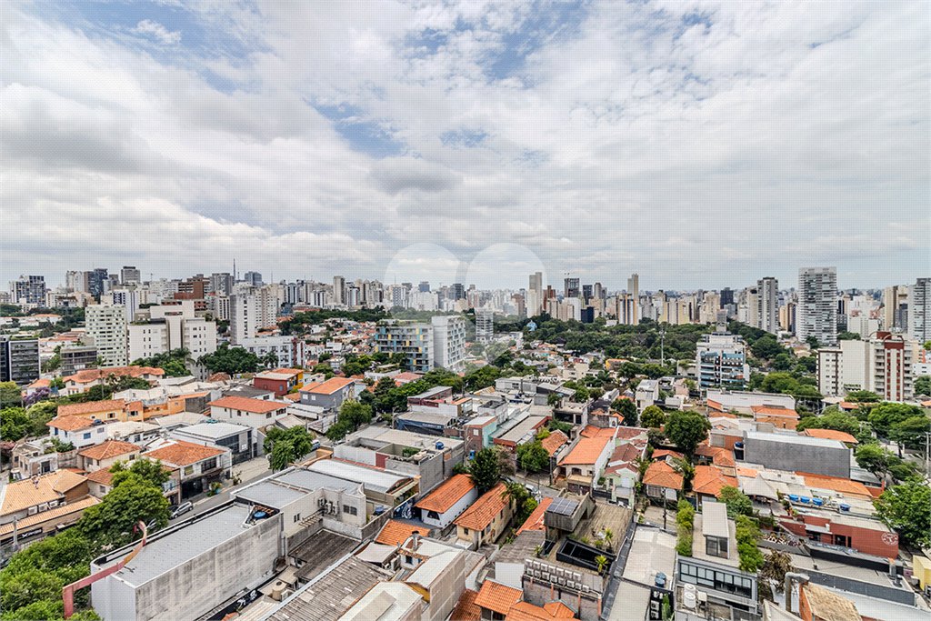 Apartamento à venda com 1 quarto em Jardim das Bandeiras, São Paulo, SP