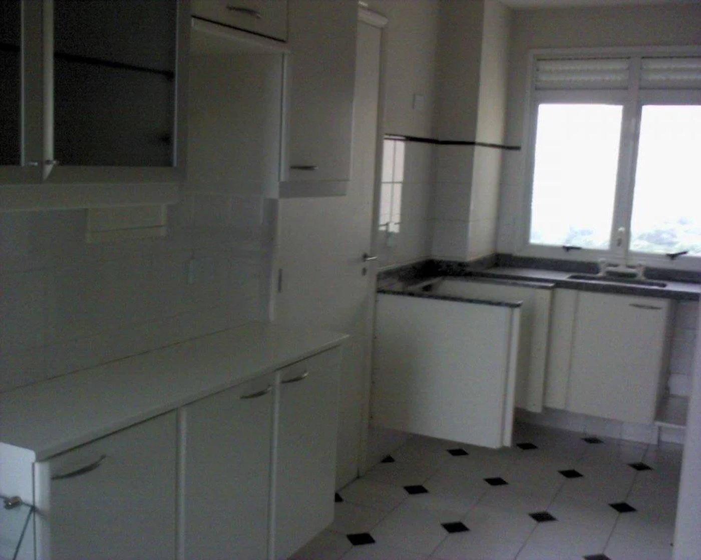 Apartamento à venda com 3 suítes em Vila Suzana, São Paulo, SP