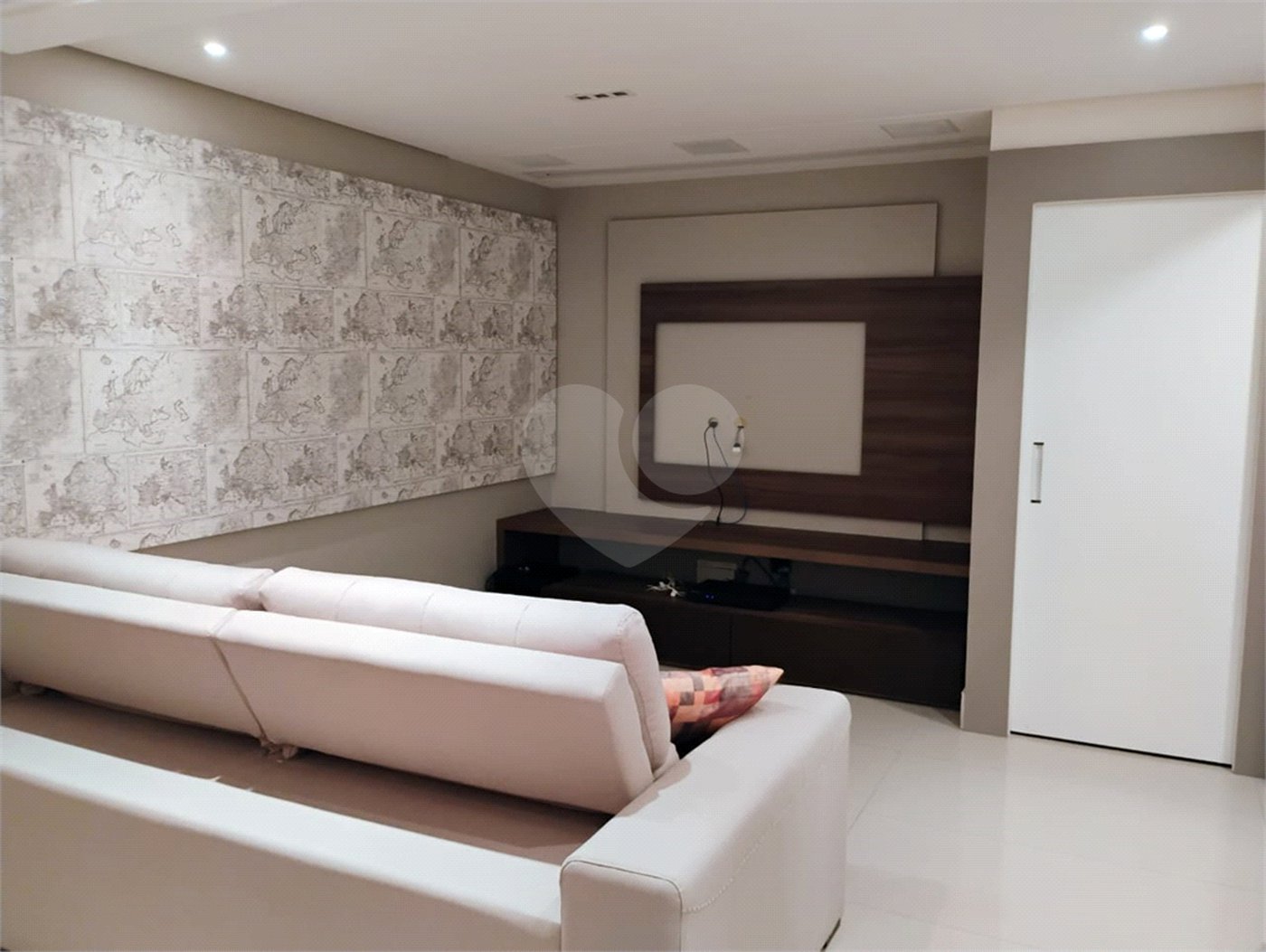 Apartamento à venda com 3 quartos, sendo 1 suíte, no Centro, São Bernardo do Campo, SP
