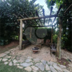 Casa à venda com 4 quartos, sendo 2 suítes,  no condomínio Vinhas da Vista Alegre - Lado Café, Vinhedo - SP