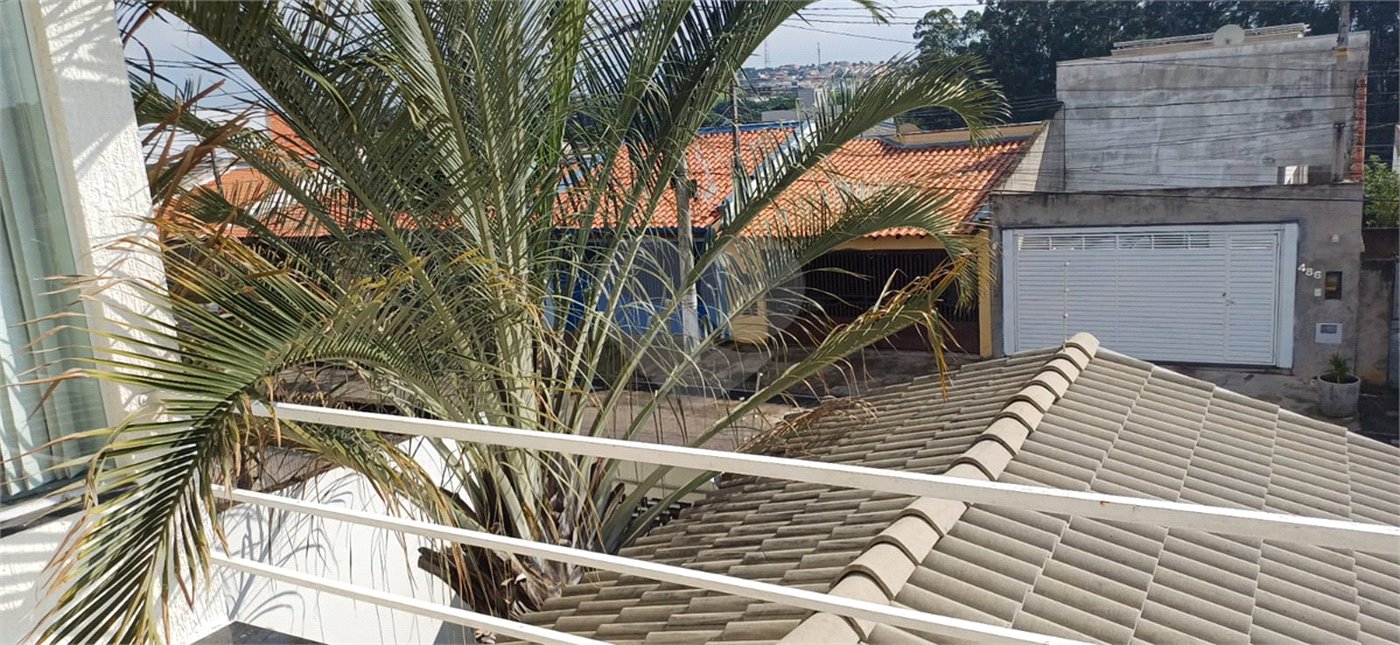 Sobrado à venda com 2 suítes em Loteamento Terras de São Pedro e São Paulo, Salto, SP