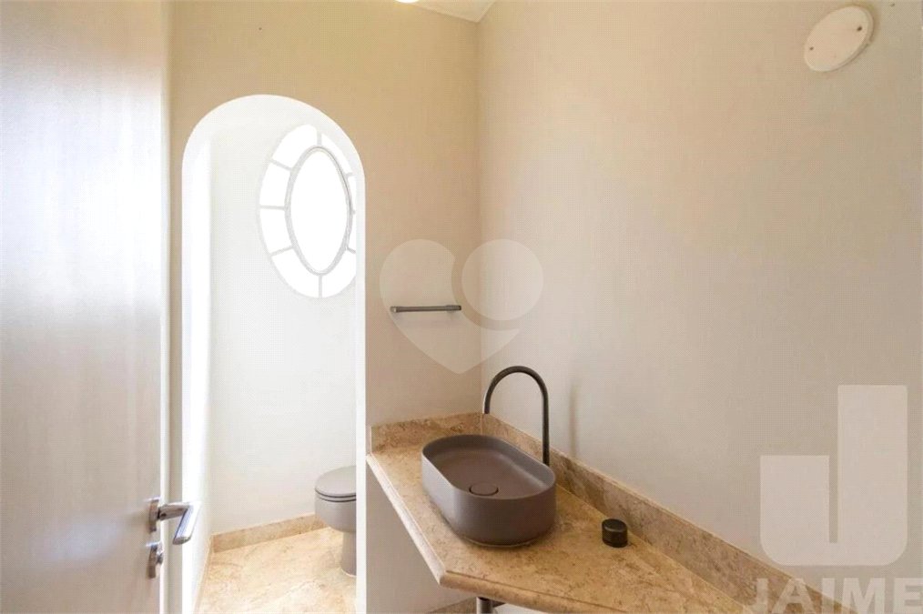 Apartamento à venda ou para alugar com 4 quartos, sendo 2 suítes, em Higienópolis, São Paulo, SP