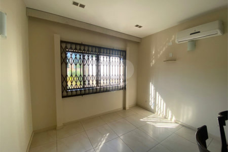 Casa à venda com 2 quartos, sendo 1 suíte, em Campo Grande, Rio de Janeiro, RJ