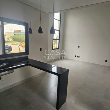 Casa em condomínio à venda com 3 quartos, sendo 1 suíte, em Jardim Residencial Jardim, Sorocaba, SP