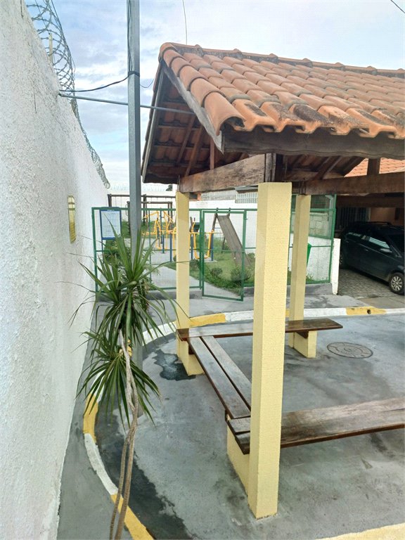 Casa à venda com 3 quartos, sendo 1 suíte,  no condomínio Altos de Poa, Poá - SP