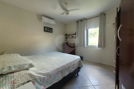 Casa à venda com 3 quartos, sendo 1 suíte, em Itapetinga, Atibaia, SP