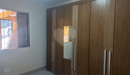 Casa Térrea à venda com 1 quarto em Jardim Peri, São Paulo, SP