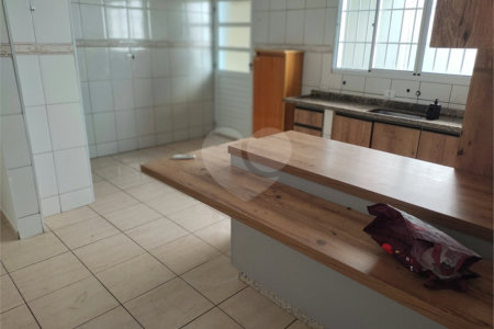 Casa Térrea à venda com 3 quartos, sendo 1 suíte, em Jardim Itamaracá, Indaiatuba, SP