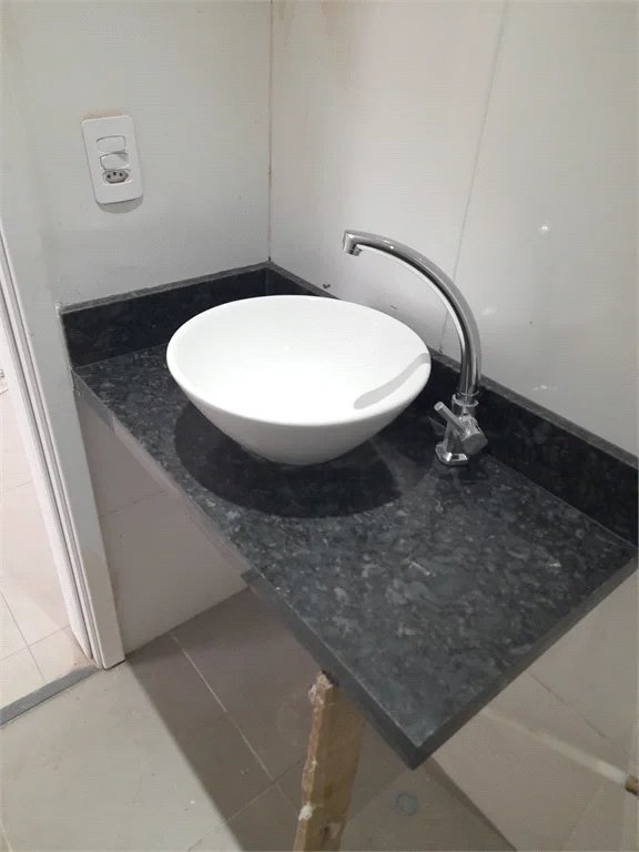 Apartamento à venda com 2 quartos em Lapa, São Paulo, SP