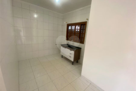 Casa à venda com 3 quartos, sendo 1 suíte,  em Vila Nova Cintra, Mogi das Cruzes, SP