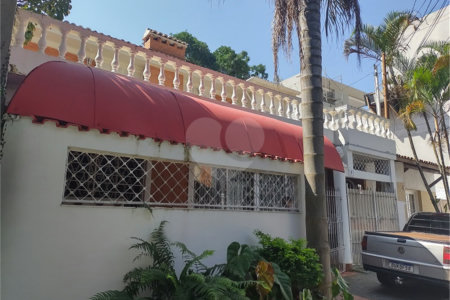 Casa de Vila à venda com 5 quartos, sendo 1 suíte,  em Alto da Boa Vista, São Paulo, SP