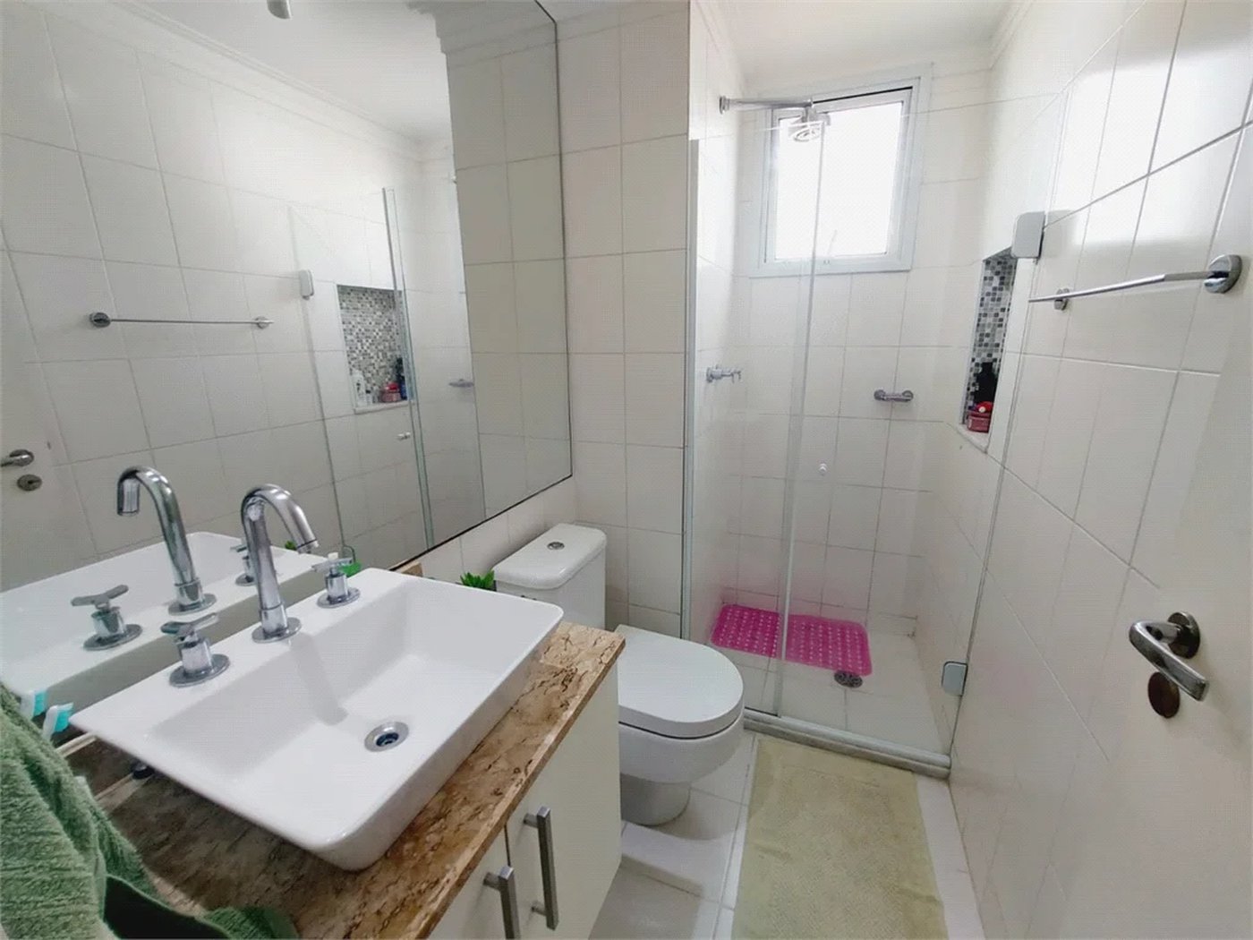 Apartamento à venda com 2 quartos, sendo 1 suíte,  em Vila Anastácio, São Paulo, SP