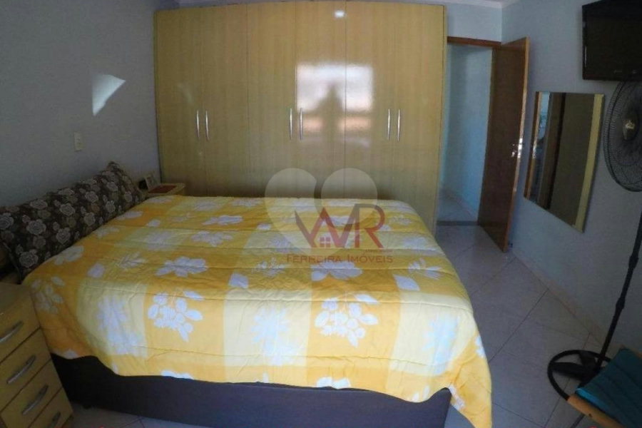Sobrado à venda com 4 quartos em Artur Alvim, São Paulo, SP