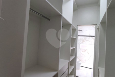 Casa à venda com 3 suítes no condomínio Residencial Viena, Indaiatuba - SP