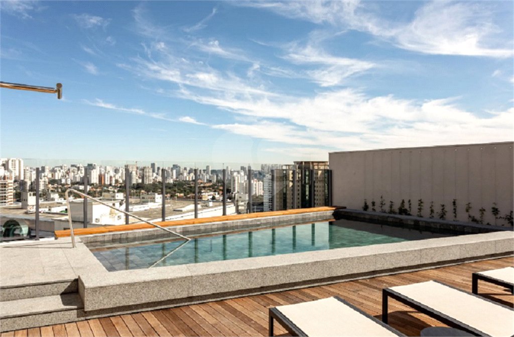 Apartamento à venda com 3 suítes em Indianópolis, São Paulo, SP