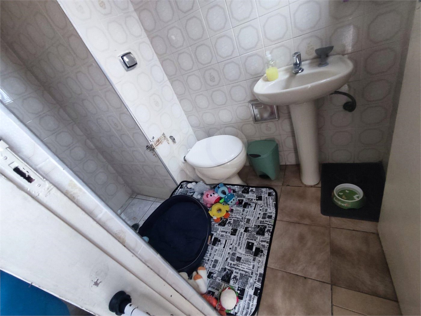 Sobrado à venda com 3 quartos, sendo 1 suíte, em Tremembé, São Paulo, SP