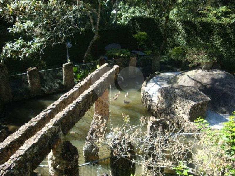 Sobrado à venda com 5 suítes em Juqueri Mirim, Mairiporã, SP