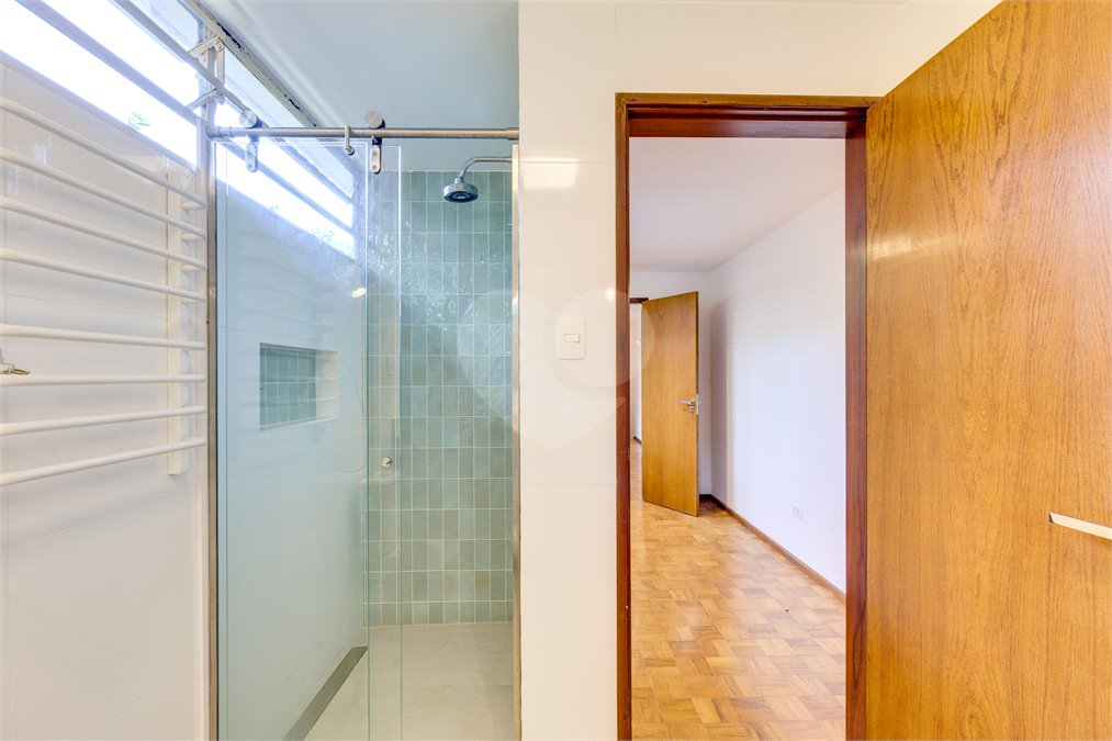Casa Térrea à venda com 3 quartos, sendo 1 suíte, em Alto da Boa Vista, São Paulo, SP