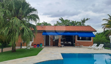 Casa à venda com 3 quartos, sendo 1 suíte,  no condomínio Residencial Vale das Laranjeiras, Indaiatuba - SP