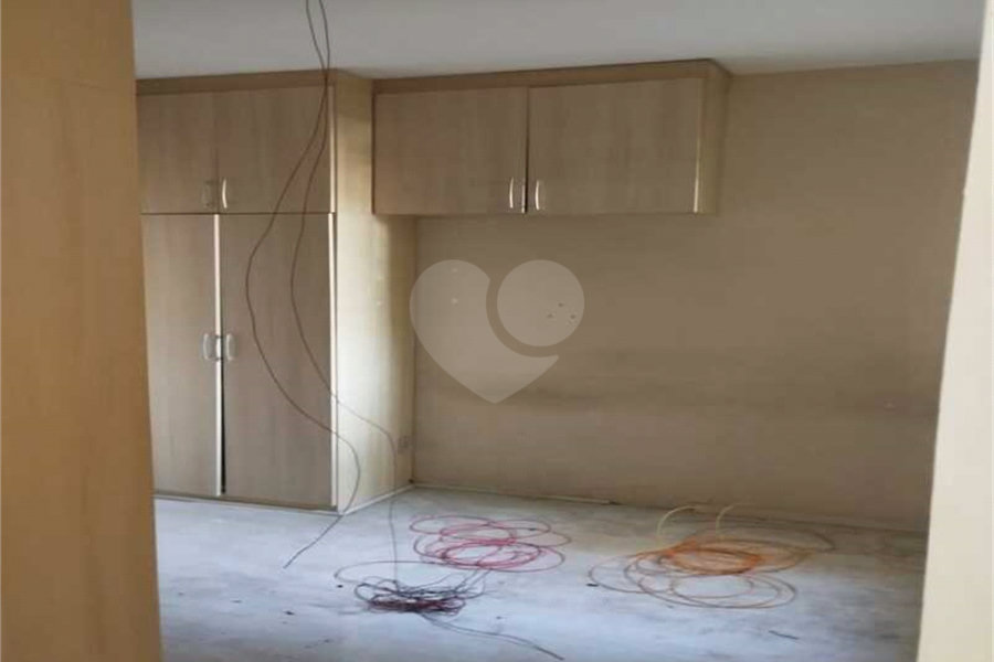 Sobrado à venda com 3 quartos em Limão, São Paulo, SP