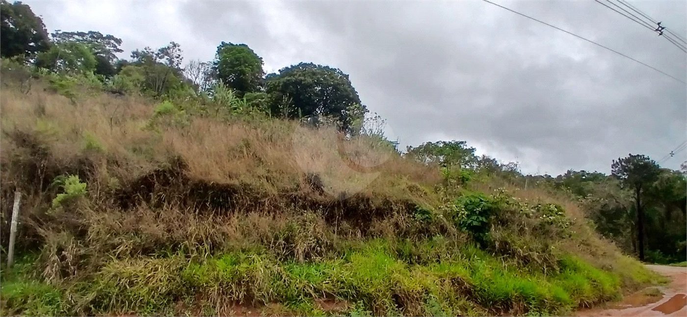 Terreno à venda em Luiz Fagundes, Mairiporã, SP
