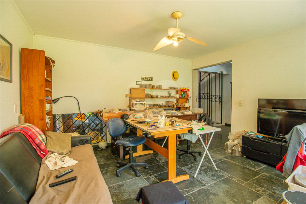 Casa à venda com 4 quartos, sendo 2 suítes, em Chácara Flora, São Paulo, SP
