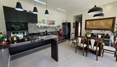 Casa à venda com 3 quartos, sendo 1 suíte,  no condomínio Jardim Vale do Lago, Sorocaba - SP