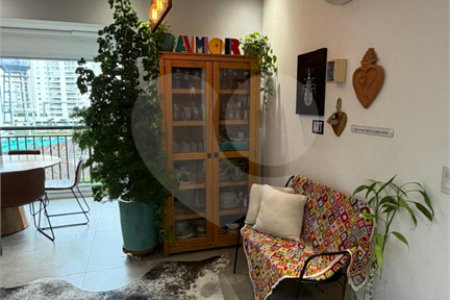 Apartamento à venda com 2 quartos, sendo 1 suíte, no Centro, São Bernardo do Campo, SP