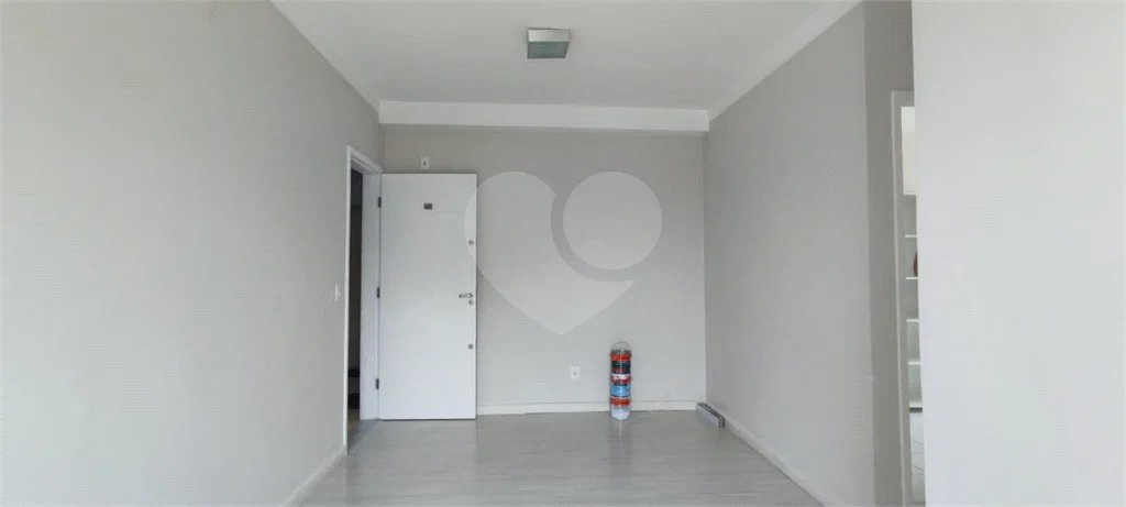 Apartamento à venda com 3 quartos, sendo 1 suíte, em Parque Residencial Nove de Julho, Jundiaí, SP