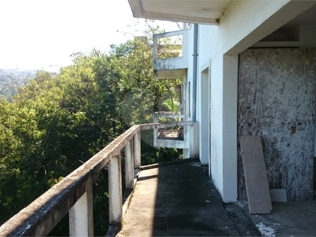 Casa à venda com 5 suítes no condomínio Alpes da Cantareira, Mairiporã - SP