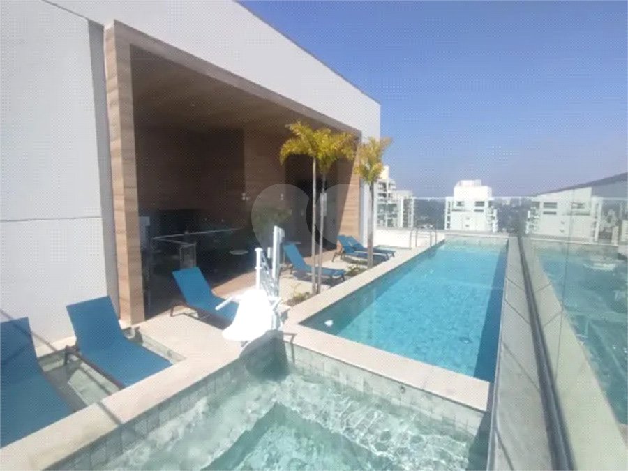 Apartamento à venda com 3 suítes em Campo Belo, São Paulo, SP