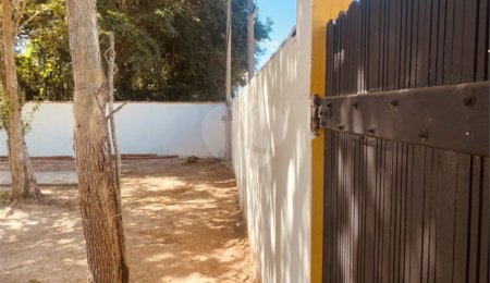 Casa em condomínio para alugar com 2 quartos, sendo 1 suíte, em Caravelas, Armação dos Búzios, RJ