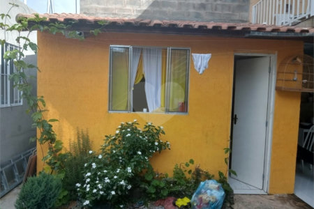 Casa à venda com 2 quartos, sendo 1 suíte,  em Vila São Paulo, Mogi das Cruzes, SP