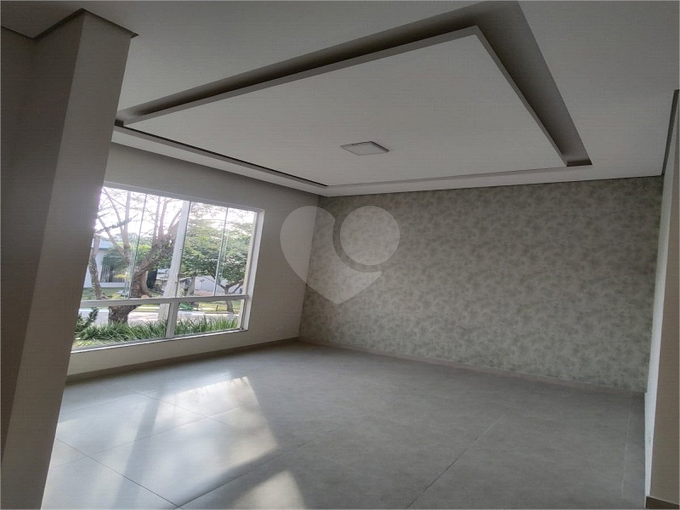 Casa à venda com 3 quartos, sendo 1 suíte,  no condomínio Atibaia Park 1, Atibaia - SP