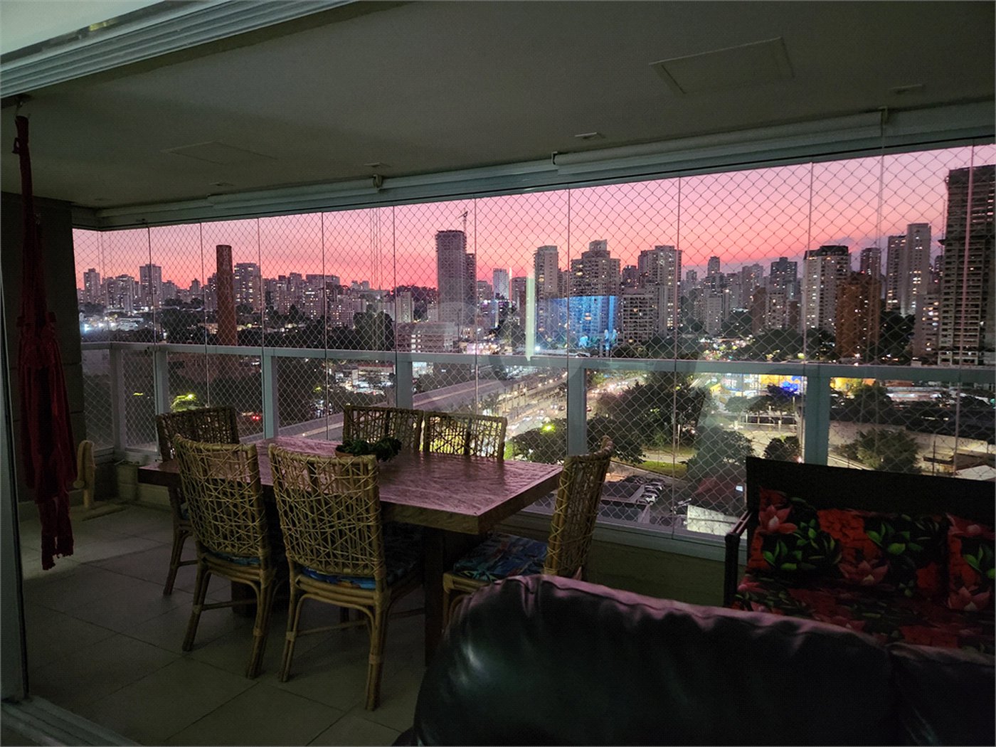 Apartamento à venda com 3 quartos, sendo 1 suíte, em Ipiranga, São Paulo, SP