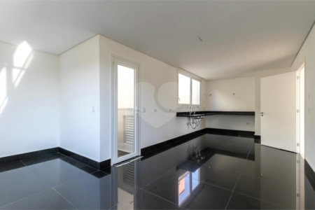 Casa à venda com 4 suítes no condomínio Porto Fino, São Paulo - SP