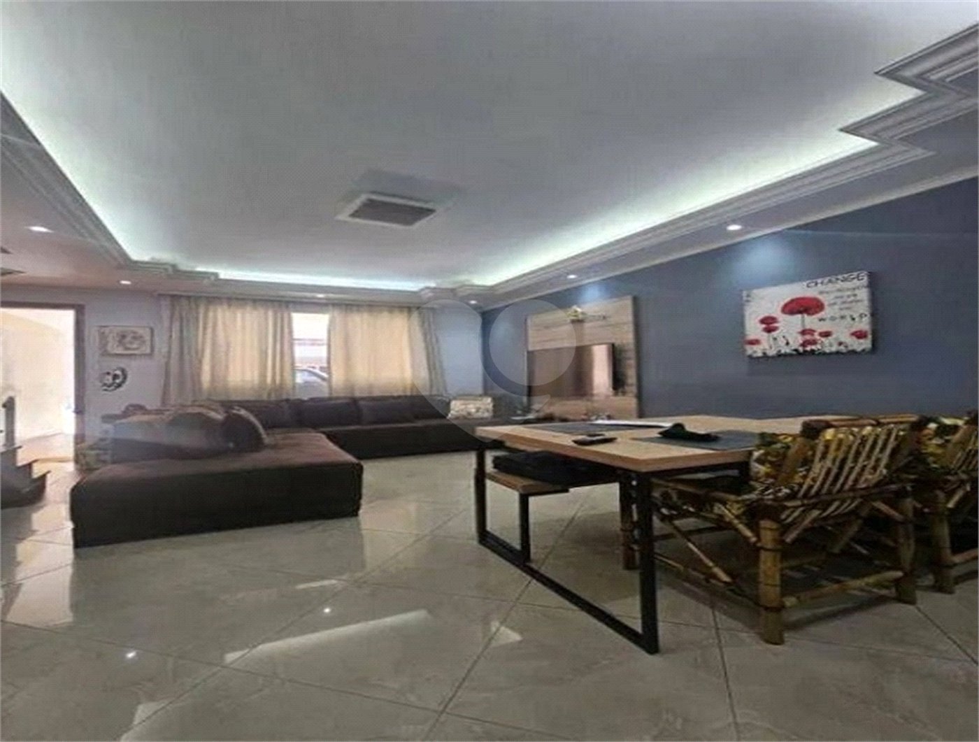 Casa à venda com 3 quartos, sendo 1 suíte,  no condomínio Residencial Villagio Vitória, Guarulhos - SP