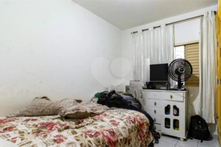 Casa à venda com 5 quartos em Sítio Caraguata, São Paulo, SP
