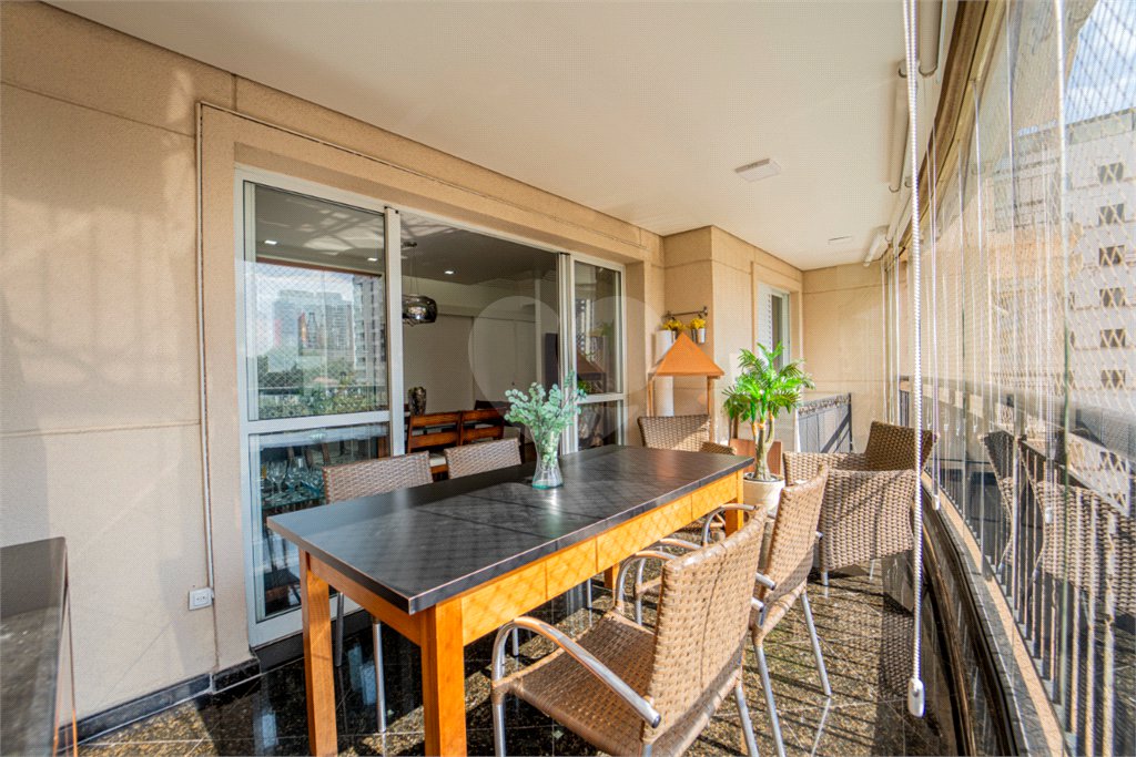 Apartamento à venda com 3 quartos, sendo 1 suíte, em Vila Mascote, São Paulo, SP