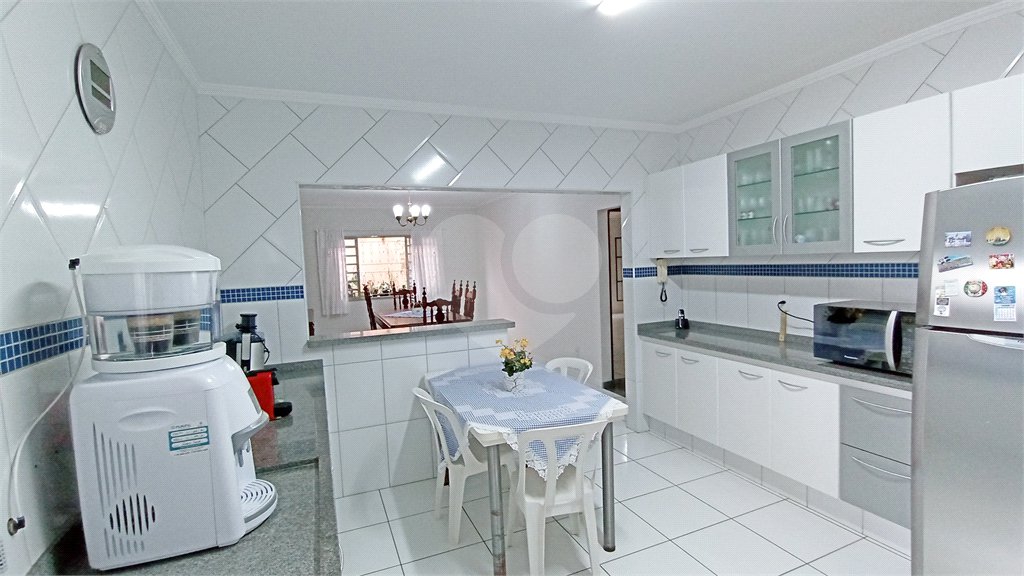 Casa à venda com 5 quartos, sendo 3 suítes, em Nova Vinhedo, Vinhedo, SP
