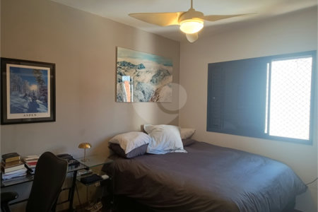 Apartamento à venda com 3 suítes em Vila Sônia, São Paulo, SP