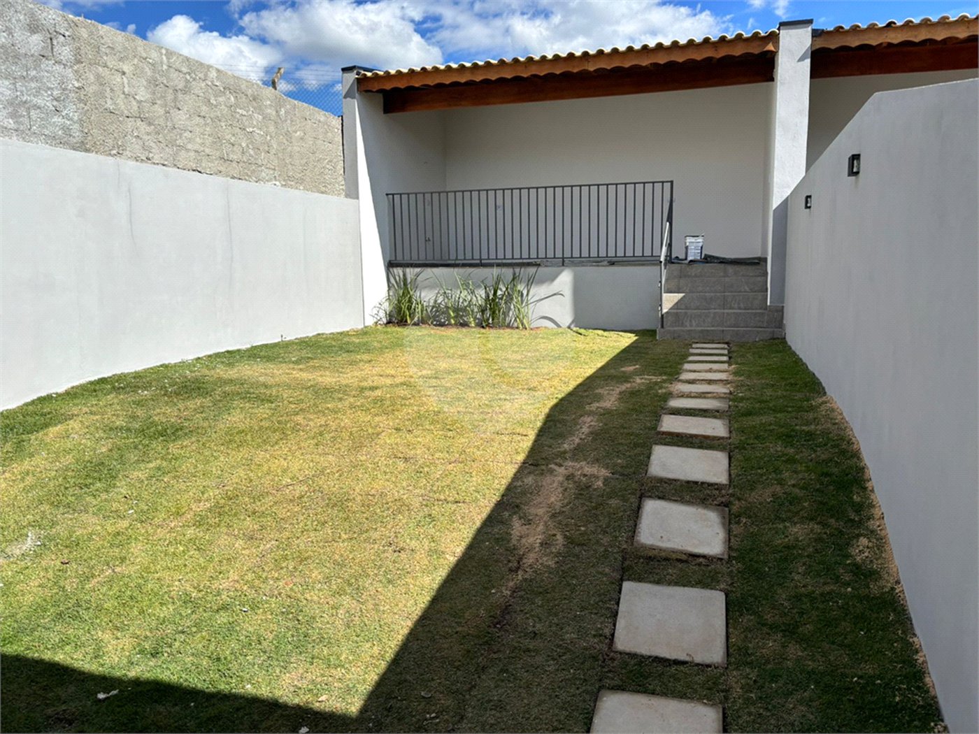 Casa à venda com 2 quartos, sendo 1 suíte, em Jardim Nova Suiça, Piracaia, SP
