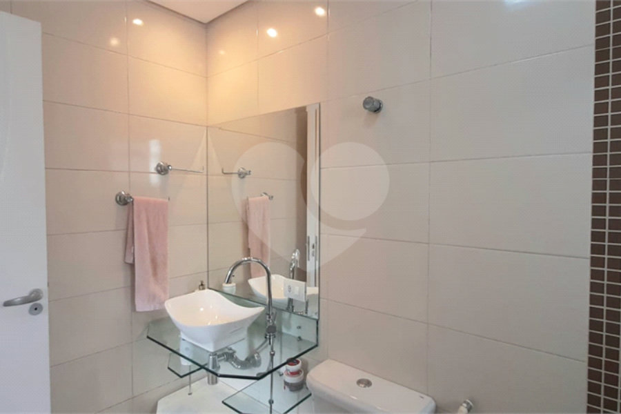 Sobrado à venda com 4 quartos, sendo 2 suítes, em Barro Branco (zona Norte), São Paulo, SP