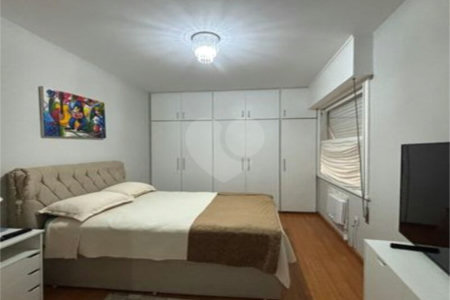 Apartamento à venda com 3 quartos, sendo 1 suíte, em Lagoa, Rio de Janeiro, RJ