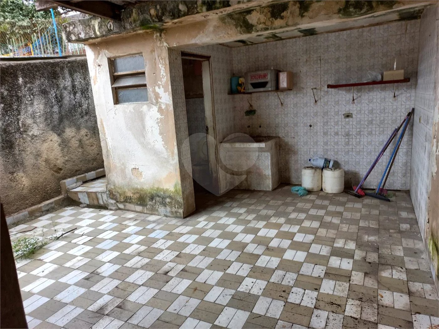 Sobrado à venda com 2 quartos em Vila Mazzei, São Paulo, SP