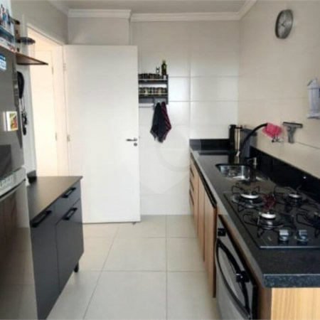 Apartamento à venda com 2 quartos em Vila Erna, São Paulo, SP