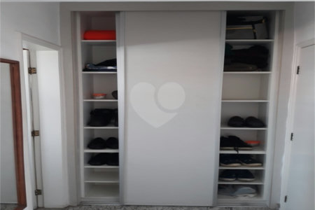 Apartamento para alugar com 3 quartos, sendo 1 suíte,  em Vila Andrade, São Paulo, SP