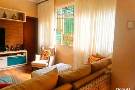 Casa à venda com 4 quartos, sendo 1 suíte,  em Tijuca, Rio de Janeiro, RJ