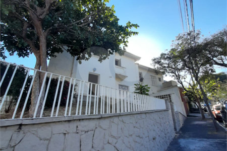 Sobrado à venda com 3 quartos, sendo 1 suíte, em Jardim São Paulo(zona Norte), São Paulo, SP