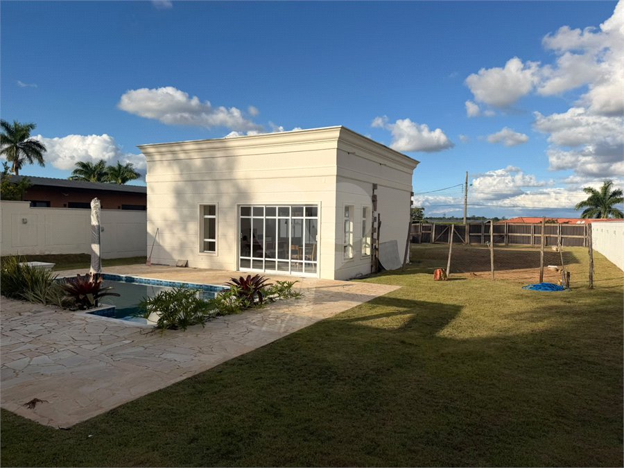 Casa à venda com 1 quarto no condomínio Village Saint Charbel, Araçoiaba da Serra - SP